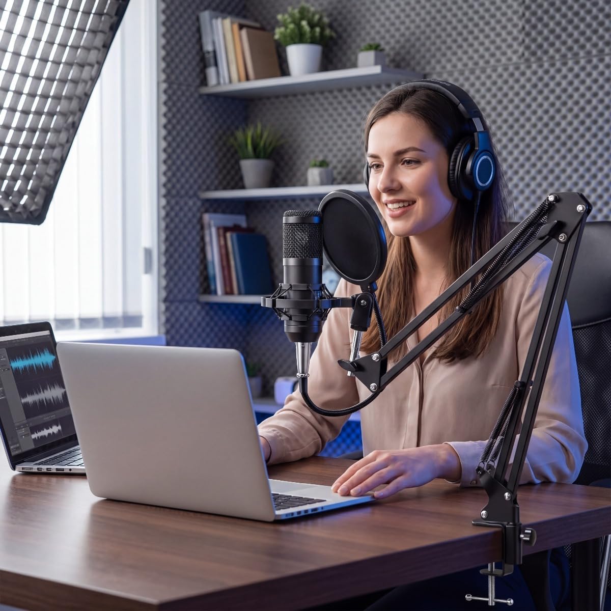 USB Condenser Microphone Kit with Boom Arm, Pop Filter, Shock Mount E44184