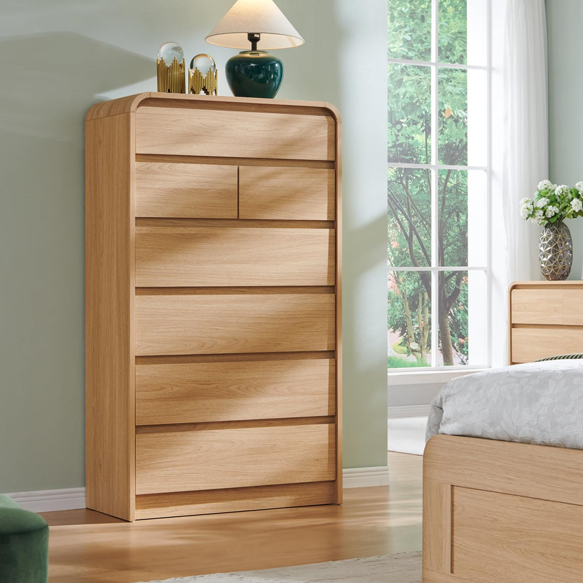 7 Drawer Dresser O8163